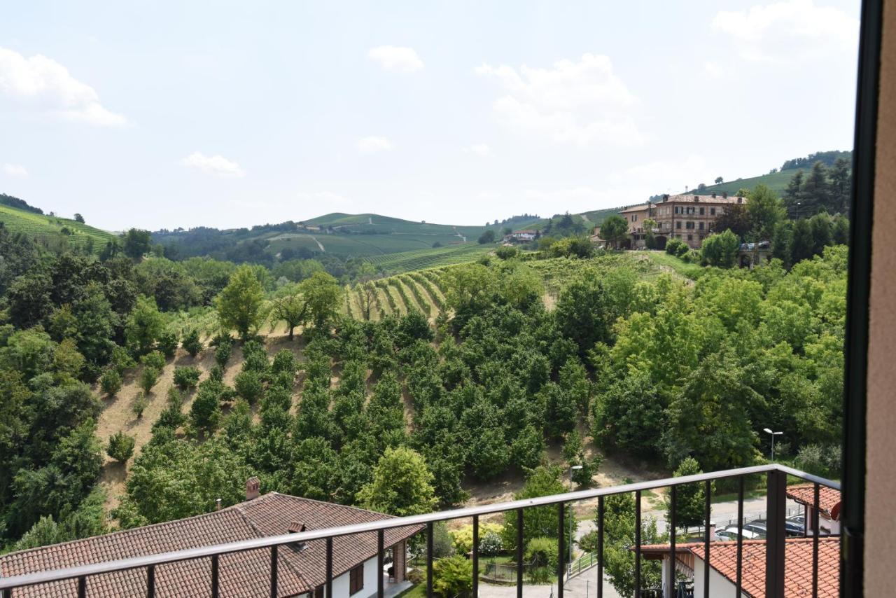 In Piazzetta Holiday Apartments, Barolo Zewnętrze zdjęcie